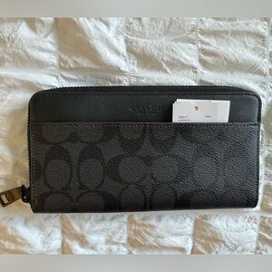 🖤 Coach Accordian Signature Wallet 🖤